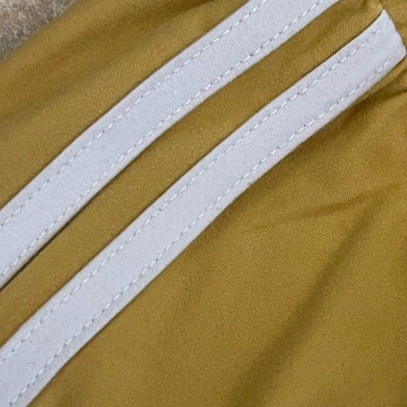 Feathers Womans Fleece-Lined Yellow White Striped High Waist Cropped Leggings - Picture 14 of 15